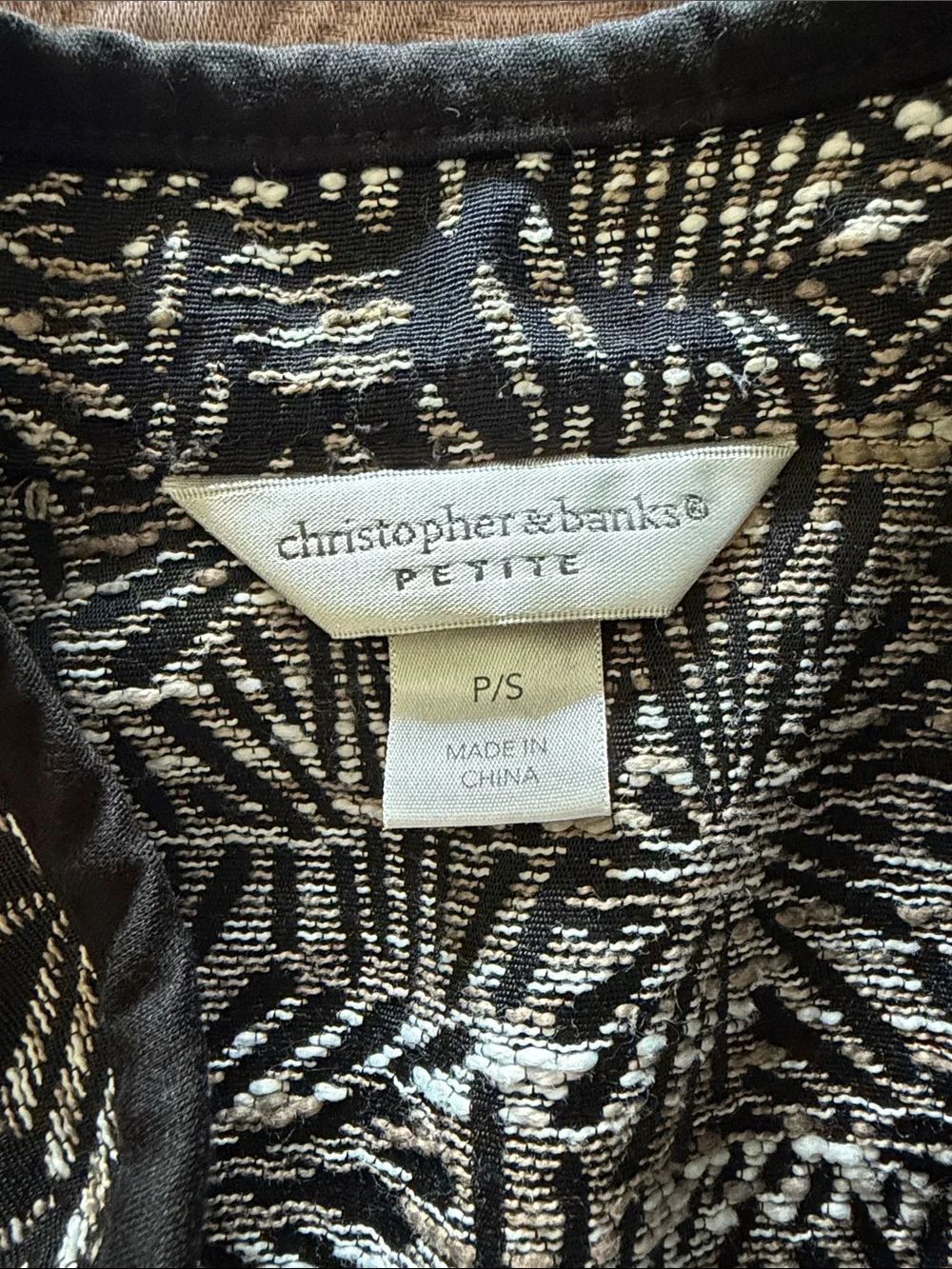 Christopher & Banks Black Floral-Pattern Zip Front Sleeveless Vest - Picture 4 of 6